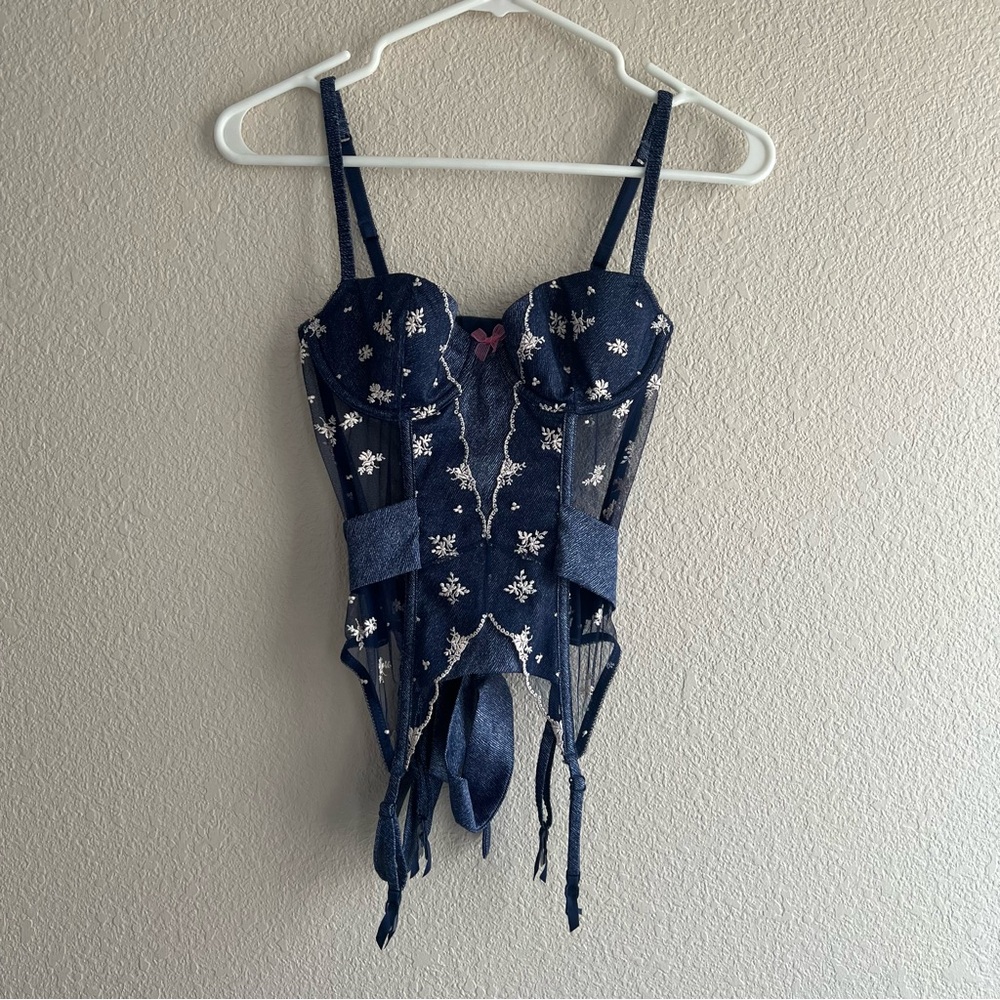 Victoria’s Secret 34B Navy Floral Embroidered Lace Bustier Corset Lingerie